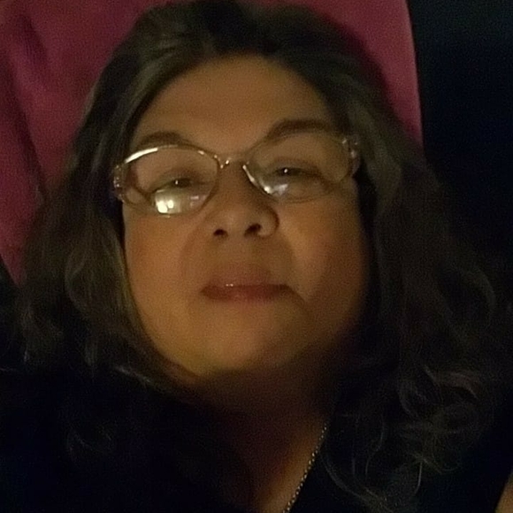 Meet your Posher, Rachil - Picture 1 of 1